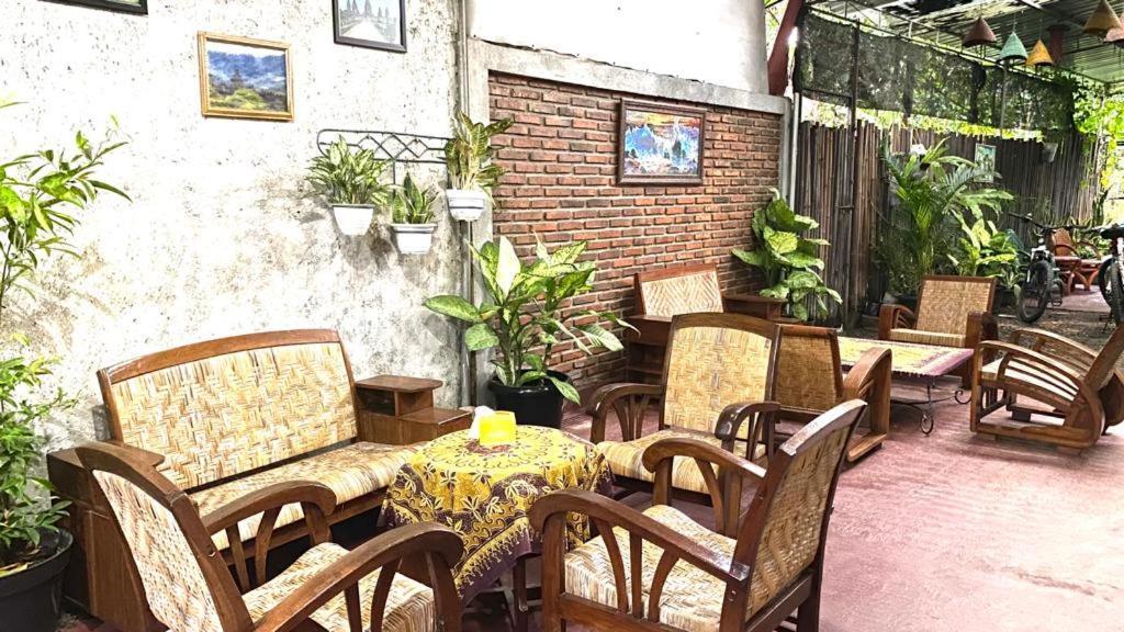 Ada Homestay Магеланг Екстериор снимка