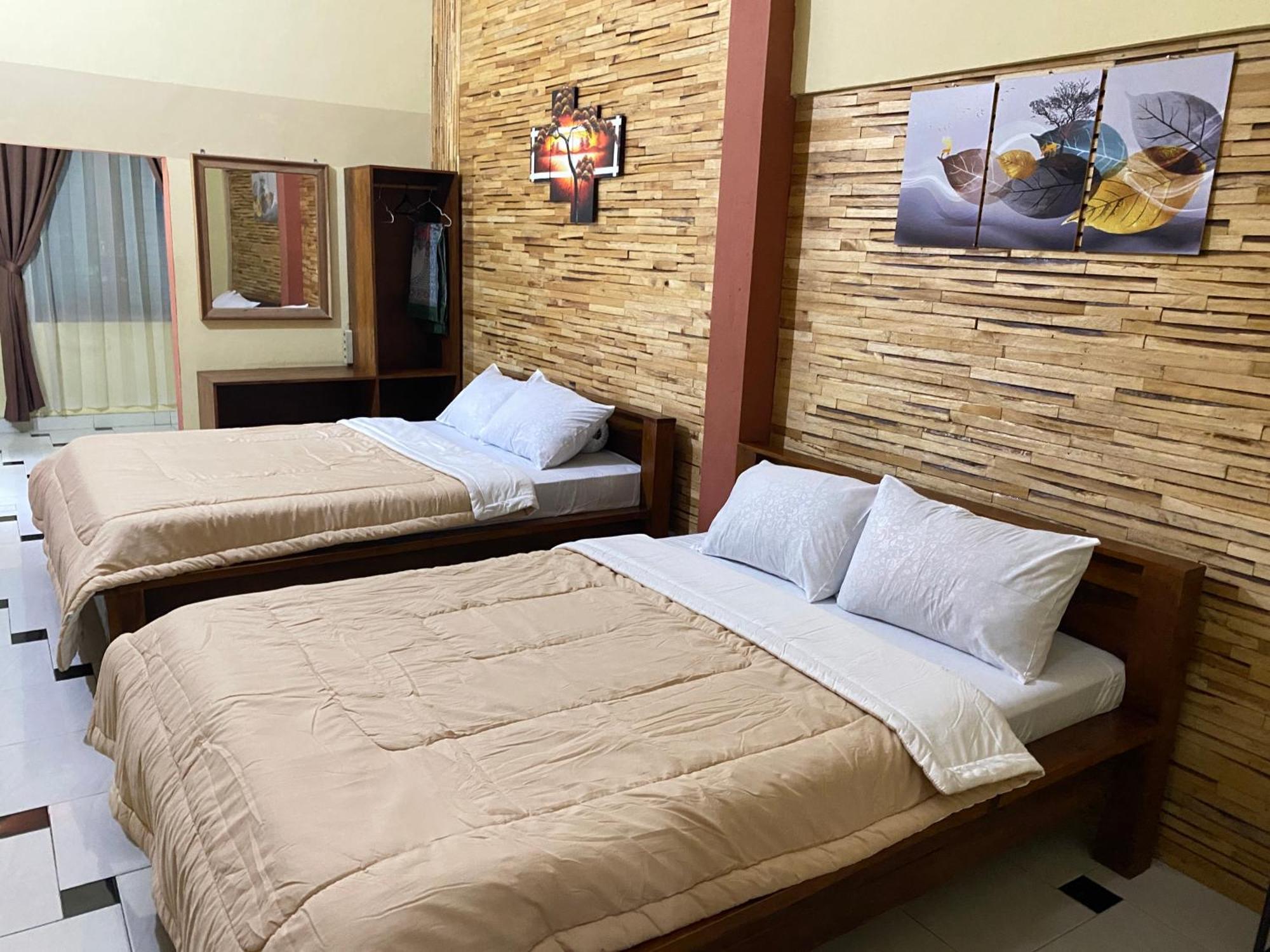 Ada Homestay Магеланг Екстериор снимка