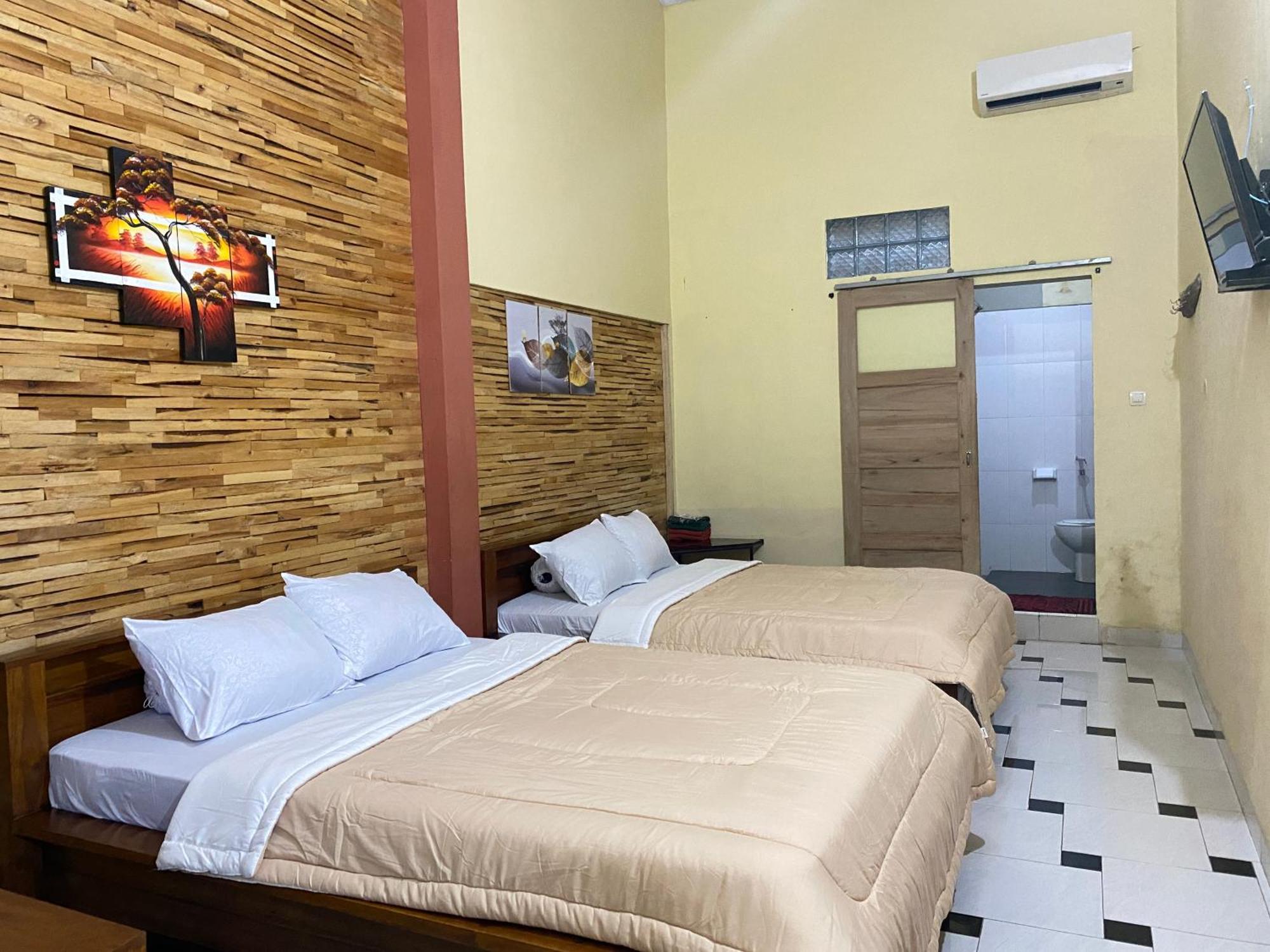 Ada Homestay Магеланг Екстериор снимка