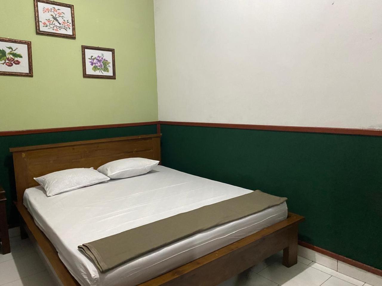 Ada Homestay Магеланг Екстериор снимка