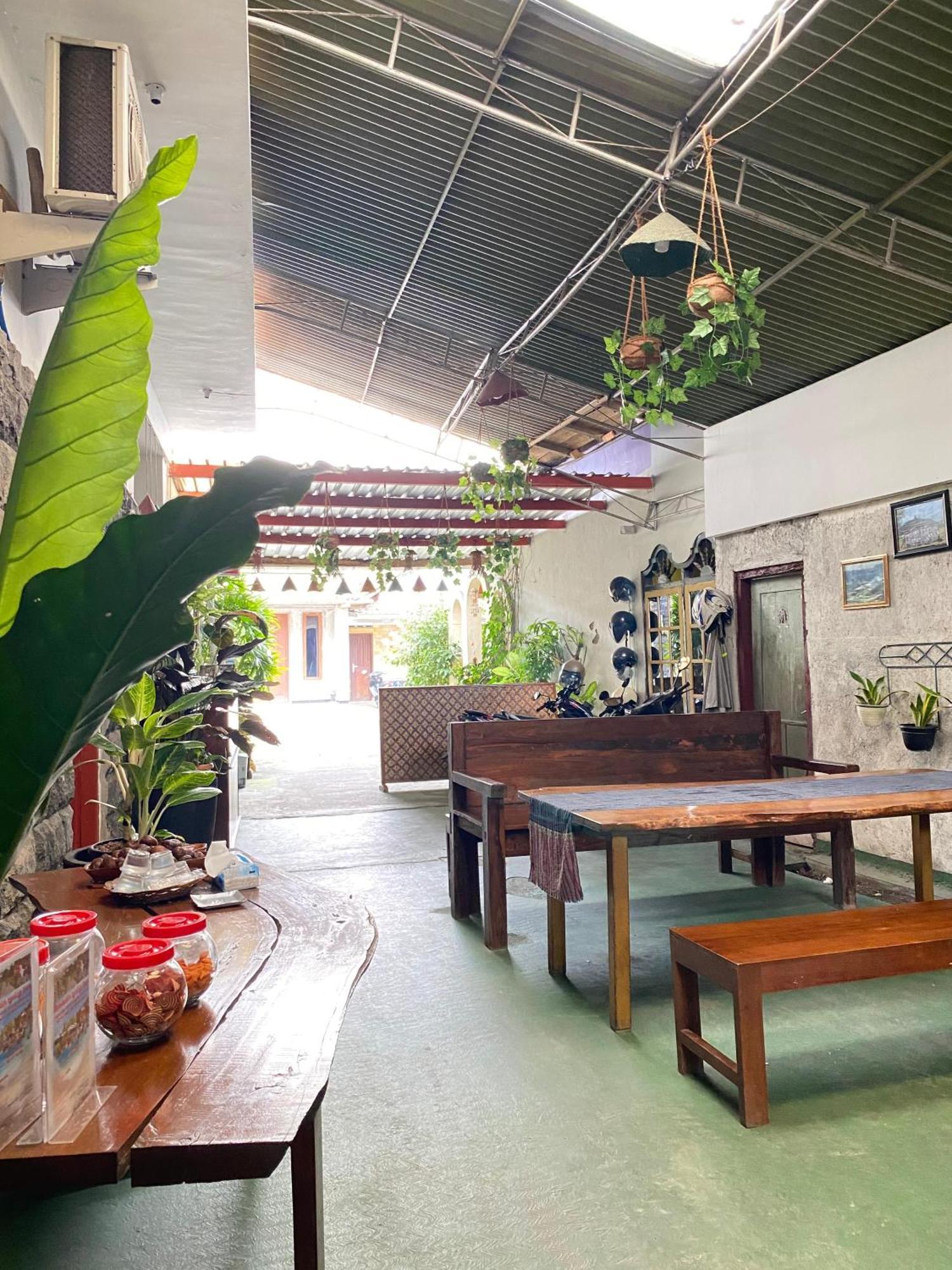 Ada Homestay Магеланг Екстериор снимка