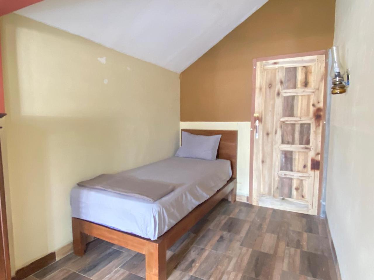 Ada Homestay Магеланг Екстериор снимка