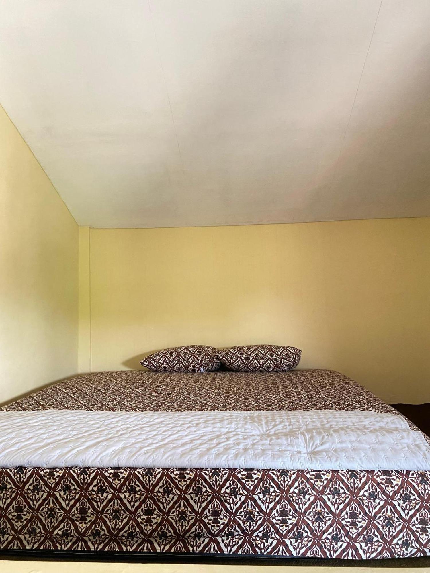 Ada Homestay Магеланг Екстериор снимка
