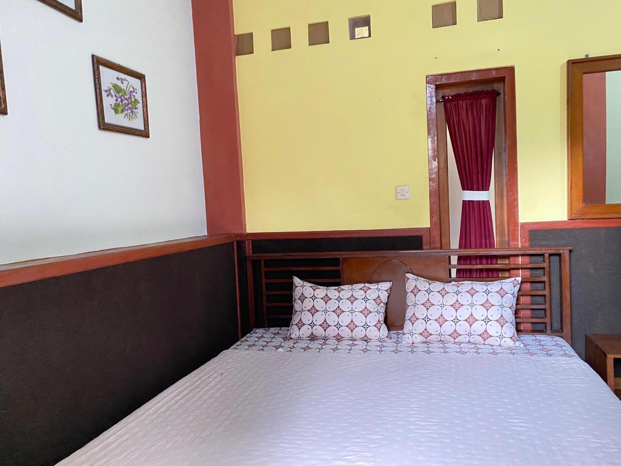 Ada Homestay Магеланг Екстериор снимка