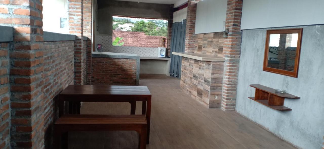 Ada Homestay Магеланг Екстериор снимка